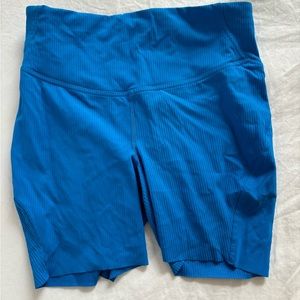 Lululemon race pace ribbed high rise 6 inch short